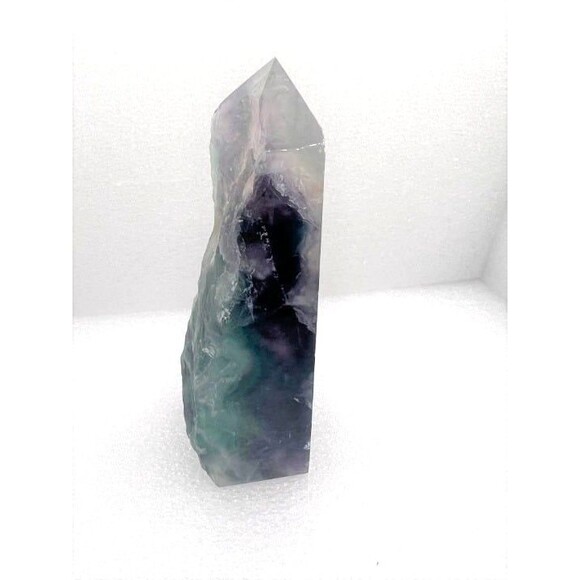 Beautiful Fluorite Point with Raw Edge - Picture 3 of 9